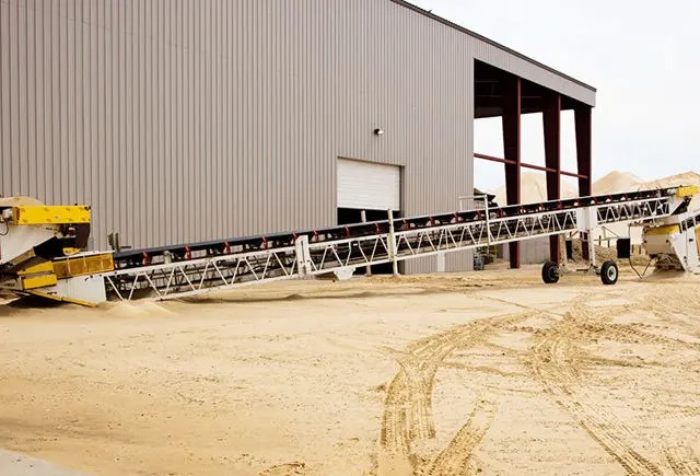 提升工廠外貿(mào)競(jìng)爭(zhēng)力：通過精準(zhǔn)外貿(mào)網(wǎng)站開發(fā)吸引海外客戶