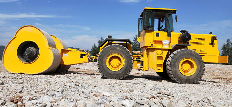 工程機(jī)械外貿(mào)網(wǎng)站開發(fā)：如何幫助企業(yè)提升振動(dòng)壓路機(jī)配件的全球銷量